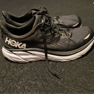 Hoka Clifton 8 2e wide
